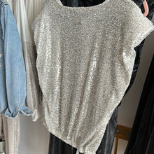 Load image into Gallery viewer, Sequin Spangle Power Shoulder Top
